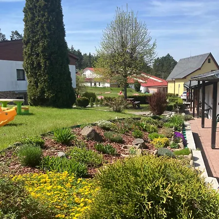 Raj Sportovni A Rekreacni Resort Branzez Hotel