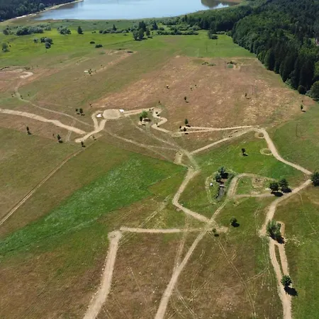 Raj Sportovni A Rekreacni Branzez Hotel Kněžmost