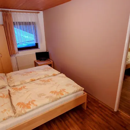 Raj Sportovni A Rekreacni Branzez Hotel