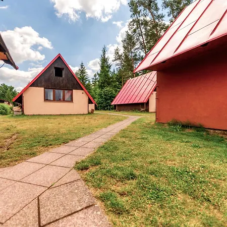 Hotel Raj Sportovni A Rekreacni Resort Branzez Knezmost
