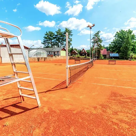 Raj Sportovni A Rekreacni Branzez Hotel Kněžmost