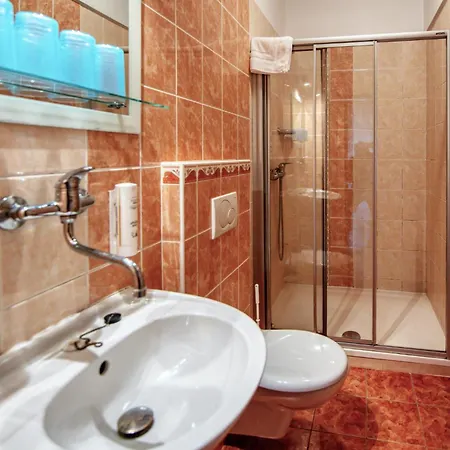 Raj Sportovni A Rekreacni Branzez 3* Kněžmost