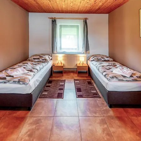 Raj Sportovni A Rekreacni Branzez 3*