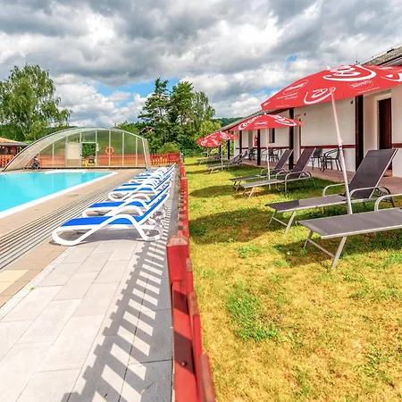 Raj Sportovni A Rekreacni Branzez 3*