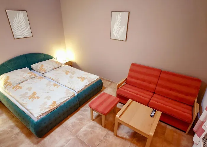 Raj Sportovni A Rekreacni Resort Branzez Hotel Knezmost